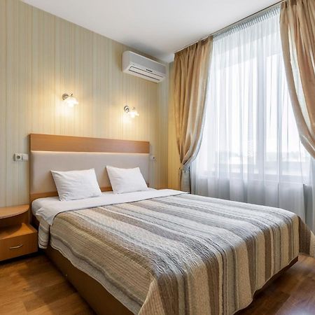 Гостиница Siesta Киев Sofiivska Borshchahivka Exterior photo