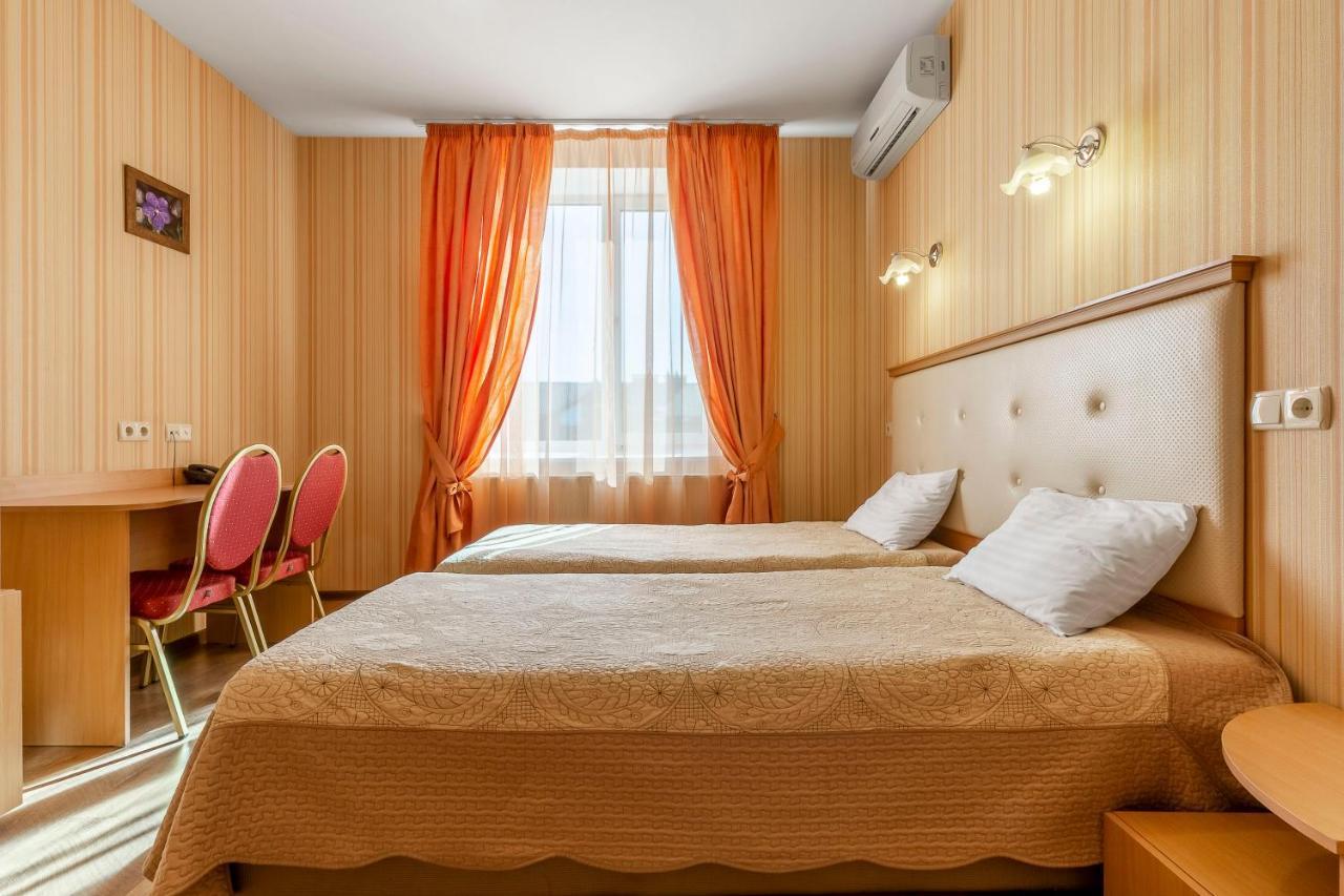 Гостиница Siesta Киев Sofiivska Borshchahivka Exterior photo